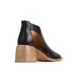 Eos Isolde Sandal - Black