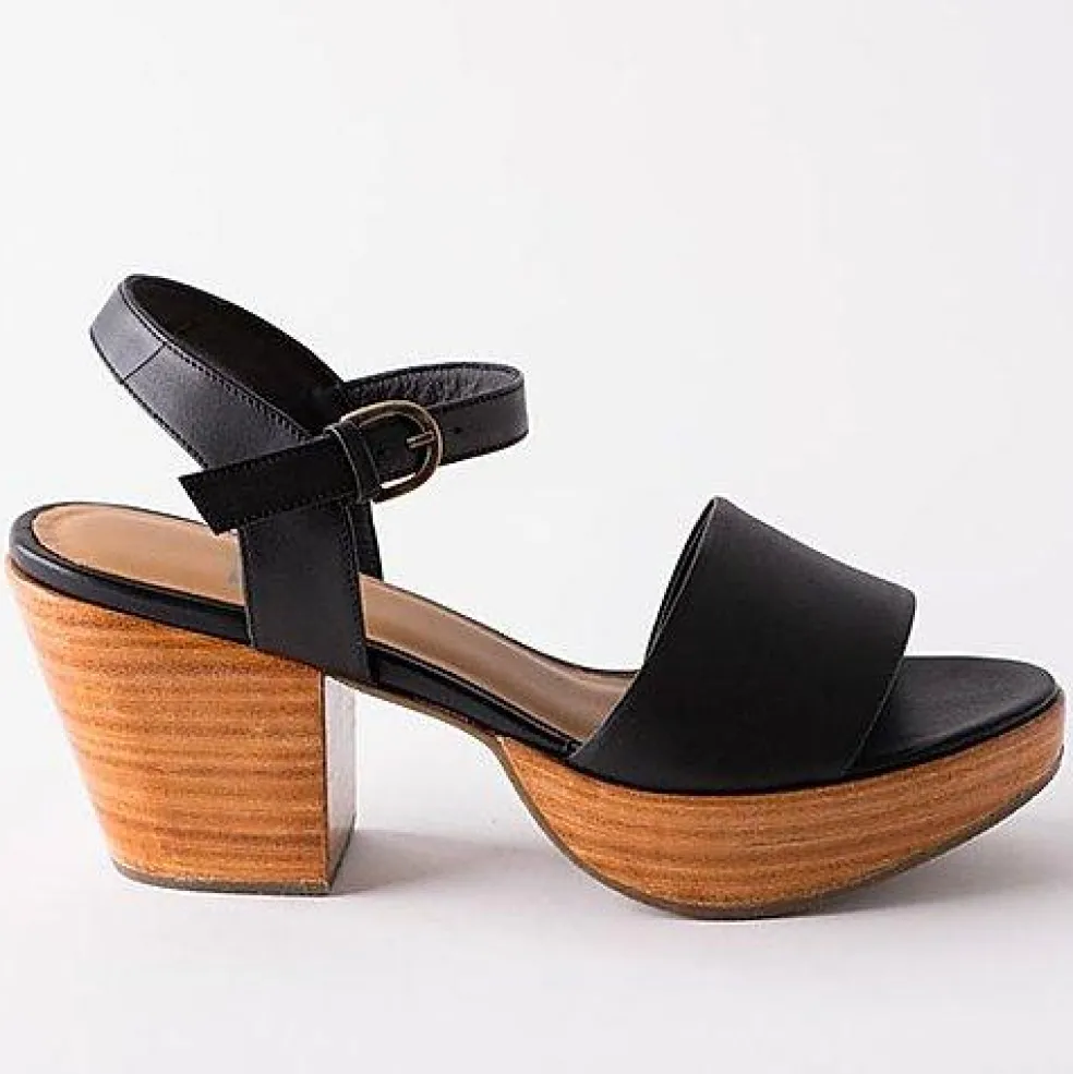 Fortress Hannah Clog Sandal - Black