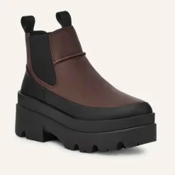 UGG Brisbane Chelsea Boot - Burnt Cedar