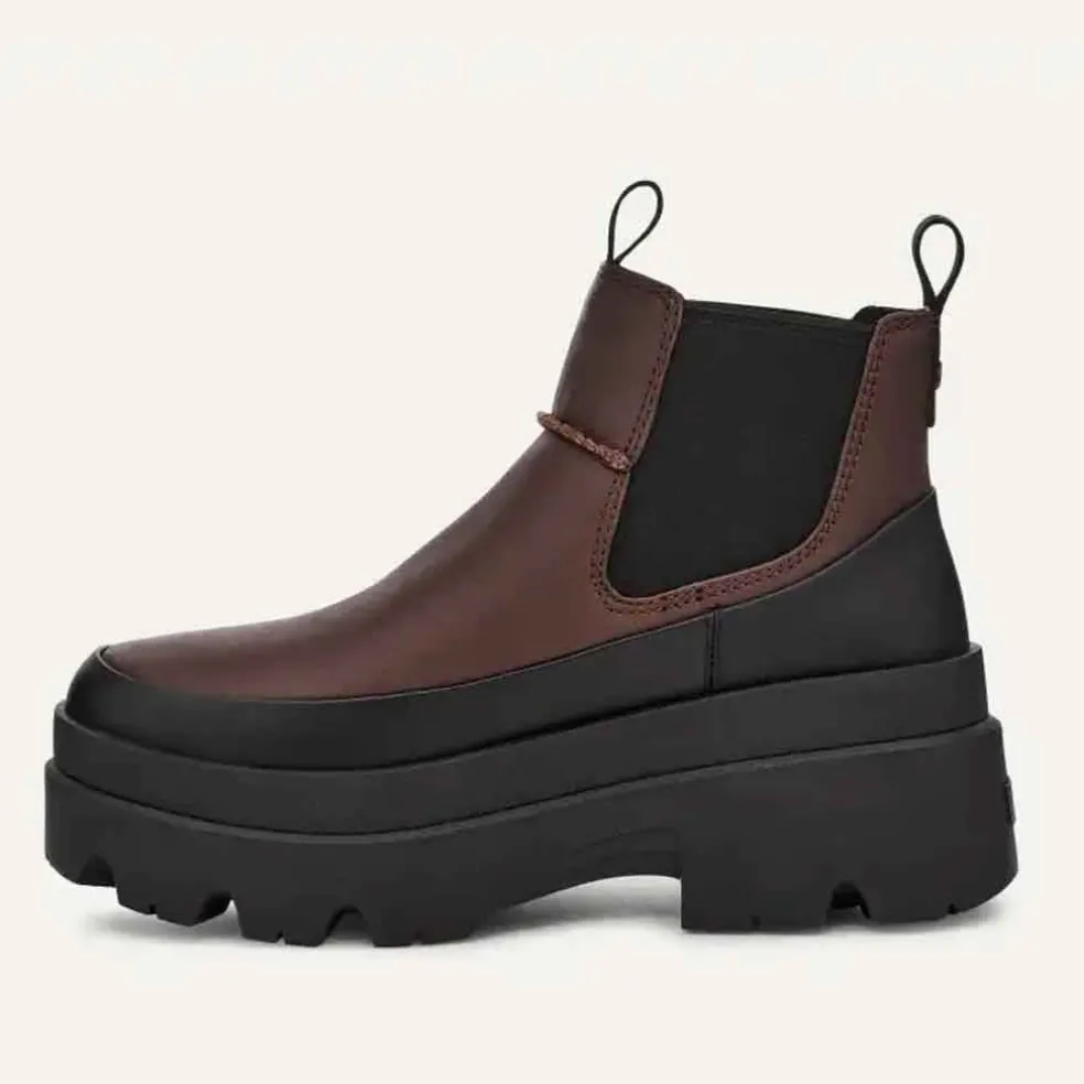 UGG Brisbane Chelsea Boot - Burnt Cedar