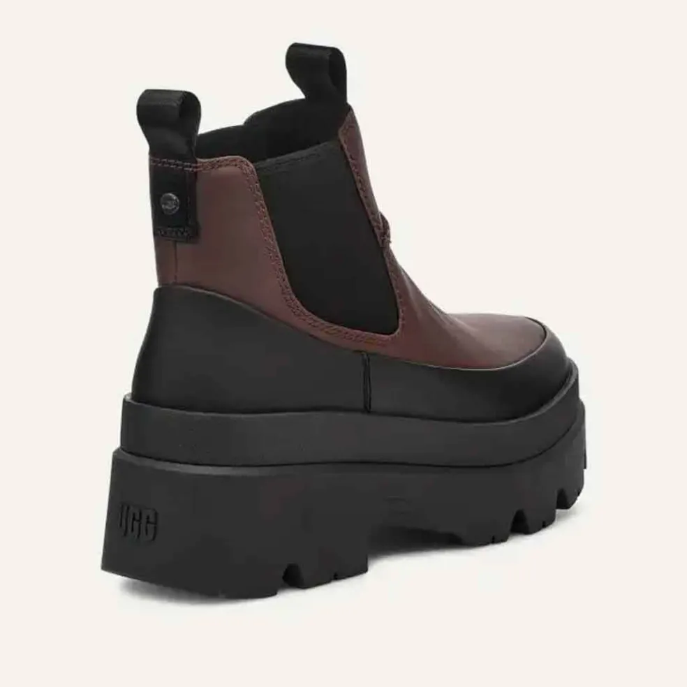 UGG Brisbane Chelsea Boot - Burnt Cedar